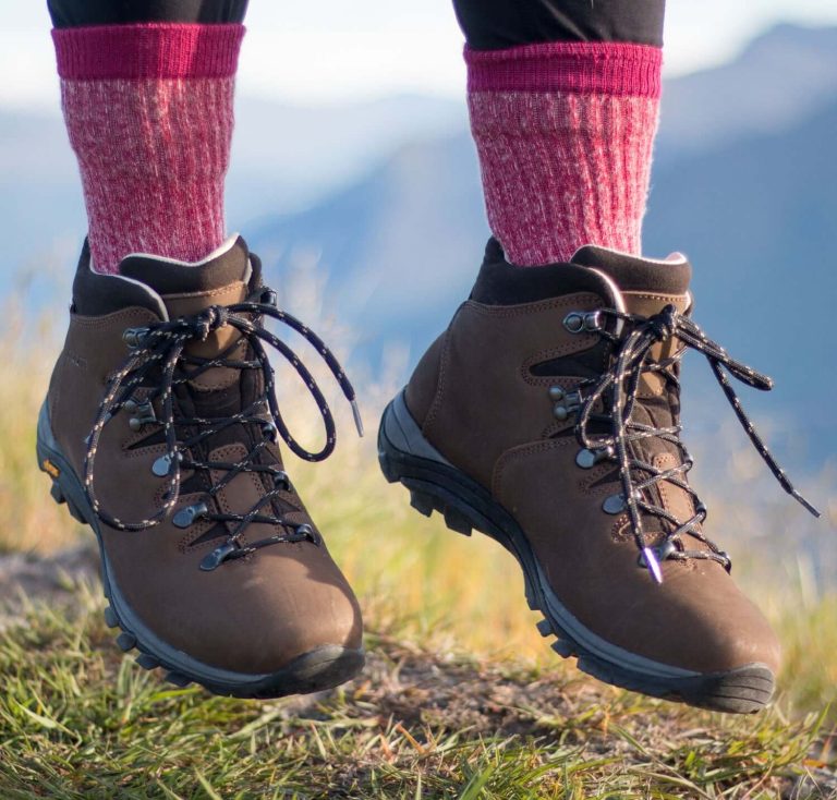 How to Properly Lace and Tie Hiking Boots for Comfort