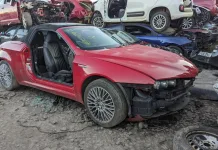 Discover the Forgotten Alfa Romeo Spider: A Hidden Gem Unearthed in an English Breaker's Yard