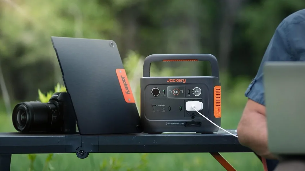 "Earth Day Extravaganza: Save Big on Jackery Portable Power Stations and Generators"