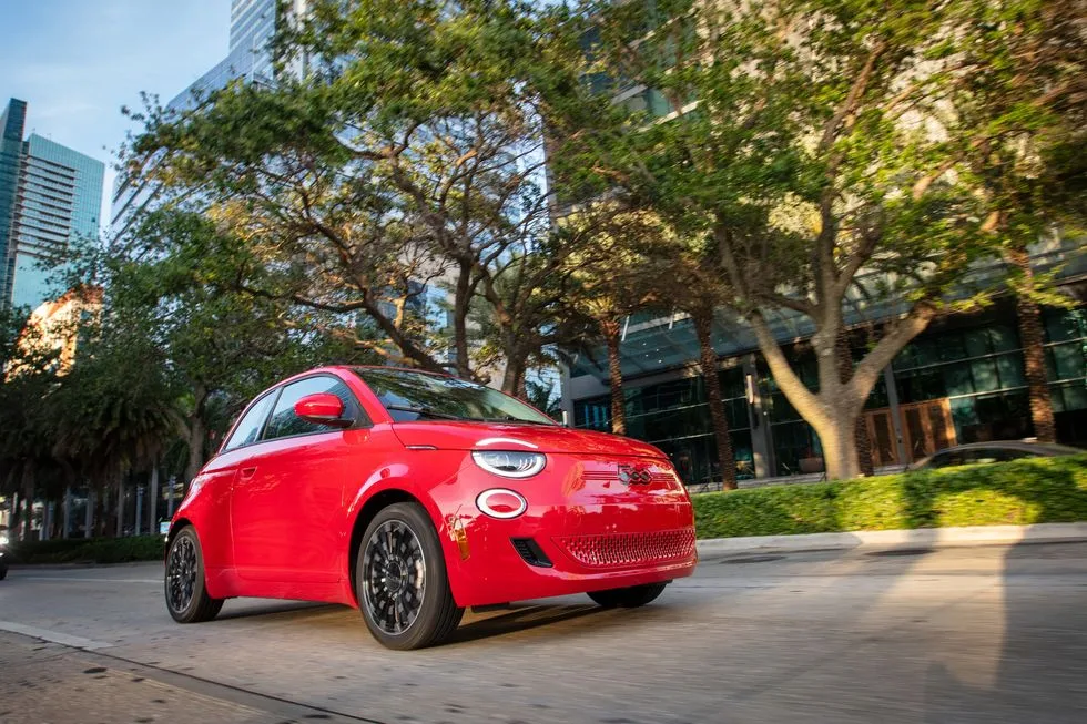 "The Fiat 500e: A Stylish and Affordable Electric City Car"