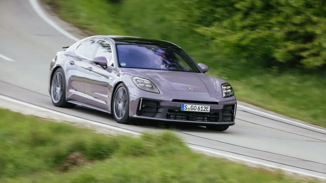 2024 Porsche Panamera E-Hybrid: A Unique Powertrain Experience with Active Ride Suspension