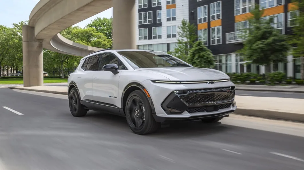 Chevrolet Equinox EV: A Stylish and Affordable Electric Compact Crossover with Impressive Range