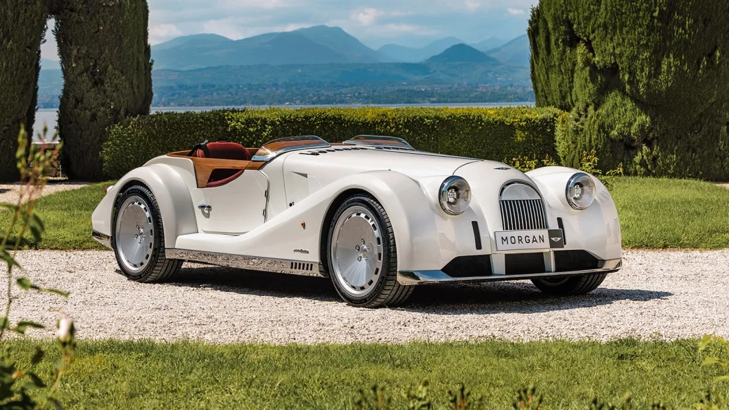 "Introducing the Morgan Midsummer: A Stylish, Speedy Marvel in Collaboration with Pininfarina"