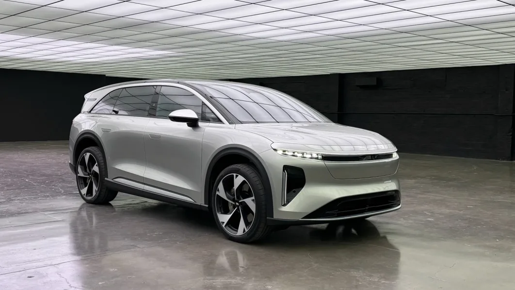 Lucid Reports Mixed Q1 Results with Confirmation of Gravity SUV Debut in 2024