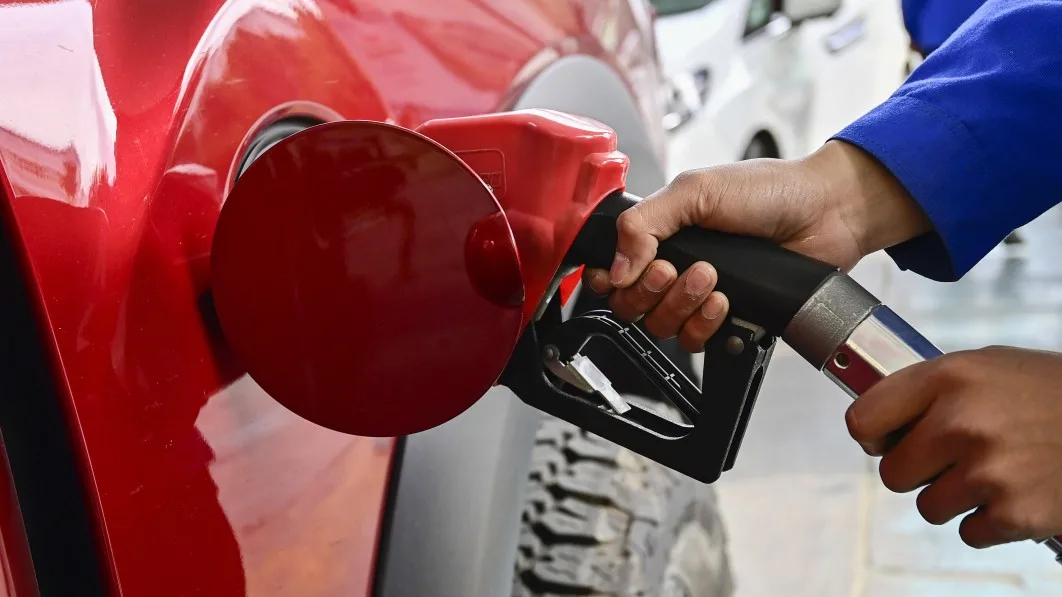 The True Cost of Driving: How Much Americans Spend on Gas by State over a Lifetime