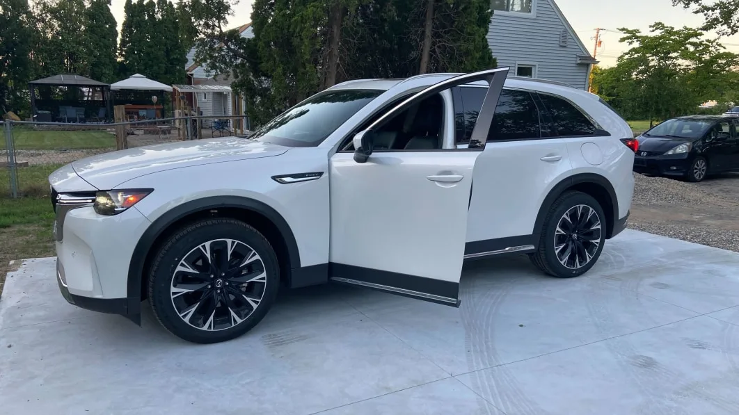 Harnessing the Power: Using a Mazda CX-90 PHEV as a Phone Charger