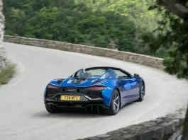 McLaren Artura Spider: A Supercharged Driving Experience in a Convertible