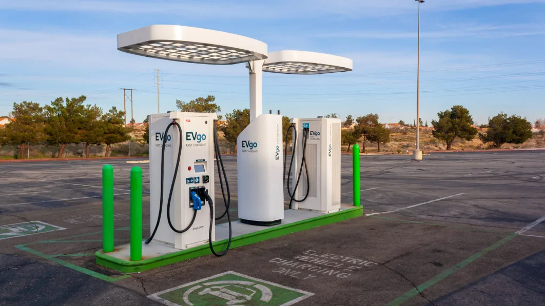 "Tesla Superchargers Face Growing Competition as Satisfaction Drops: J.D. Power Study"