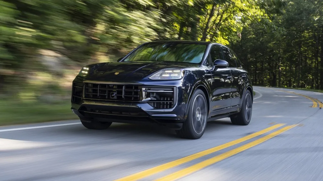 The 2025 Porsche Cayenne GTS: A Powerful and Precise SUV with Exceptional Performance