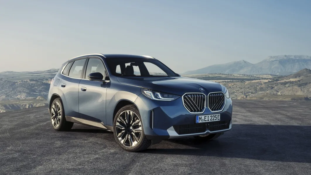 The Next-Generation 2025 BMW X3: A Head-Turning Redesign with Enhanced Tech and Power