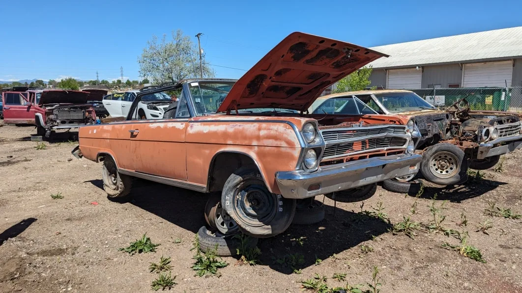 Uncovering a Vintage Gem: The 1965 Rambler Ambassador 990 Convertible