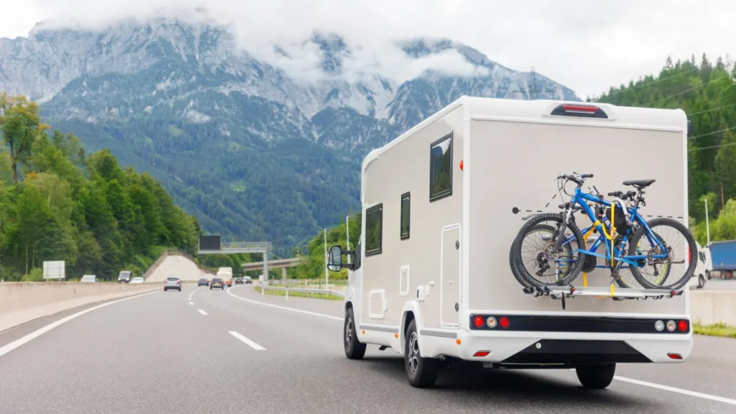 2024 RV Data Yearbook: Popular RV Categories and Trends Revealed