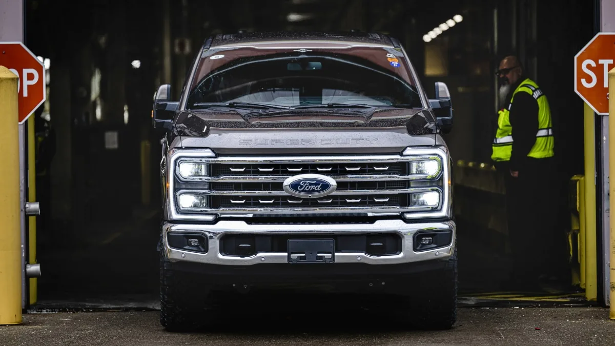 Ford Shifts Plans for Canadian Plant to Build Larger Gasoline-Powered Trucks Instead of Electric SUVs