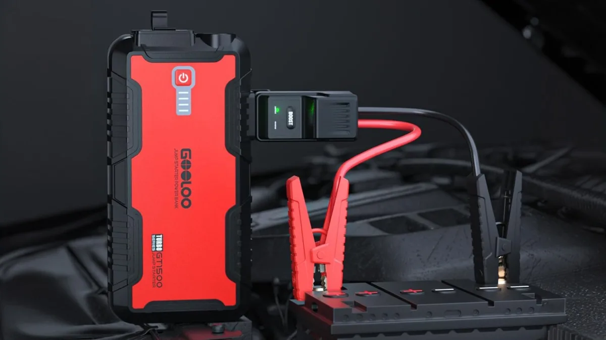 "Portable Jump Starters Under $50 and $100: GooLoo GT1500 vs DeWalt 1600 - July Fourth Deals"