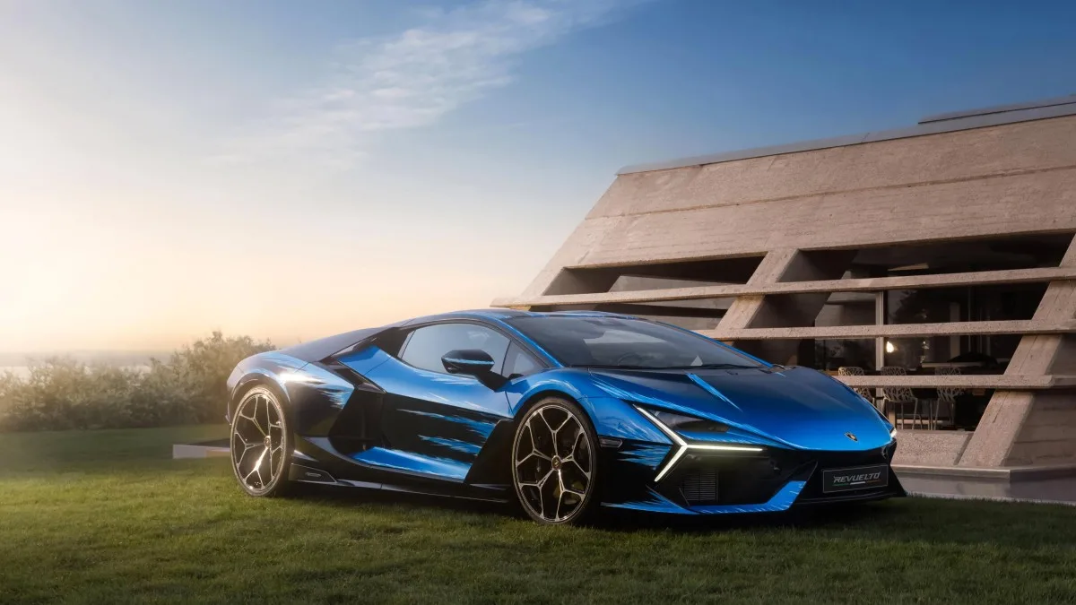 "Lamborghini Unveils One-of-a-Kind Revuelto Opera Unica Inspired by Sardinian Coast"