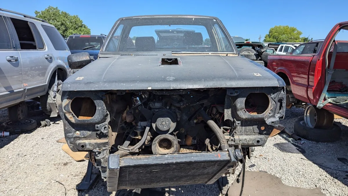 "Rare Chrysler-Mitsubishi Pickup Features Surprising V8 Engine Swap in Nevada Junkyard"