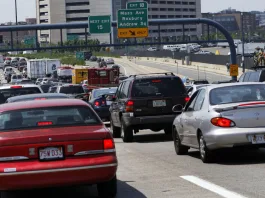 Reducing Traffic Congestion: Boston Partners with Google's Project Green Light to Leverage AI in Traffic Signal Optimization