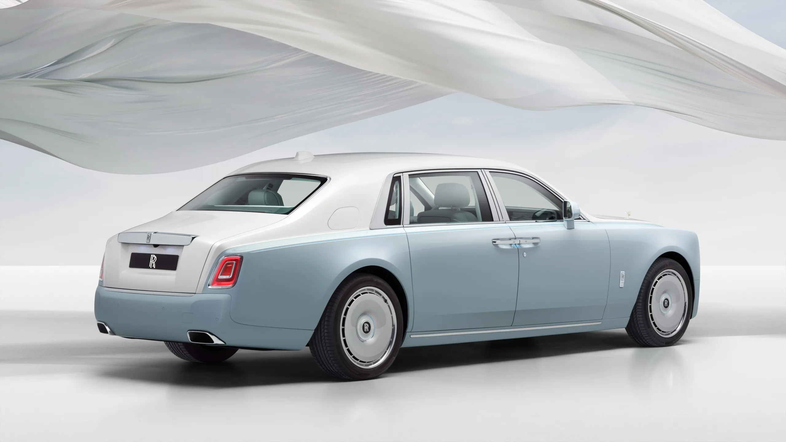 Rolls-Royce Unveils Exclusive Scintilla Special Edition of Phantom Luxury Sedan at Pebble Beach Concours