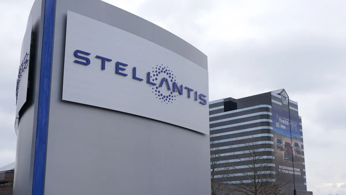 Stellantis Offers Buyout Packages to U.S. White-Collar Workers Amid Industry Turmoil