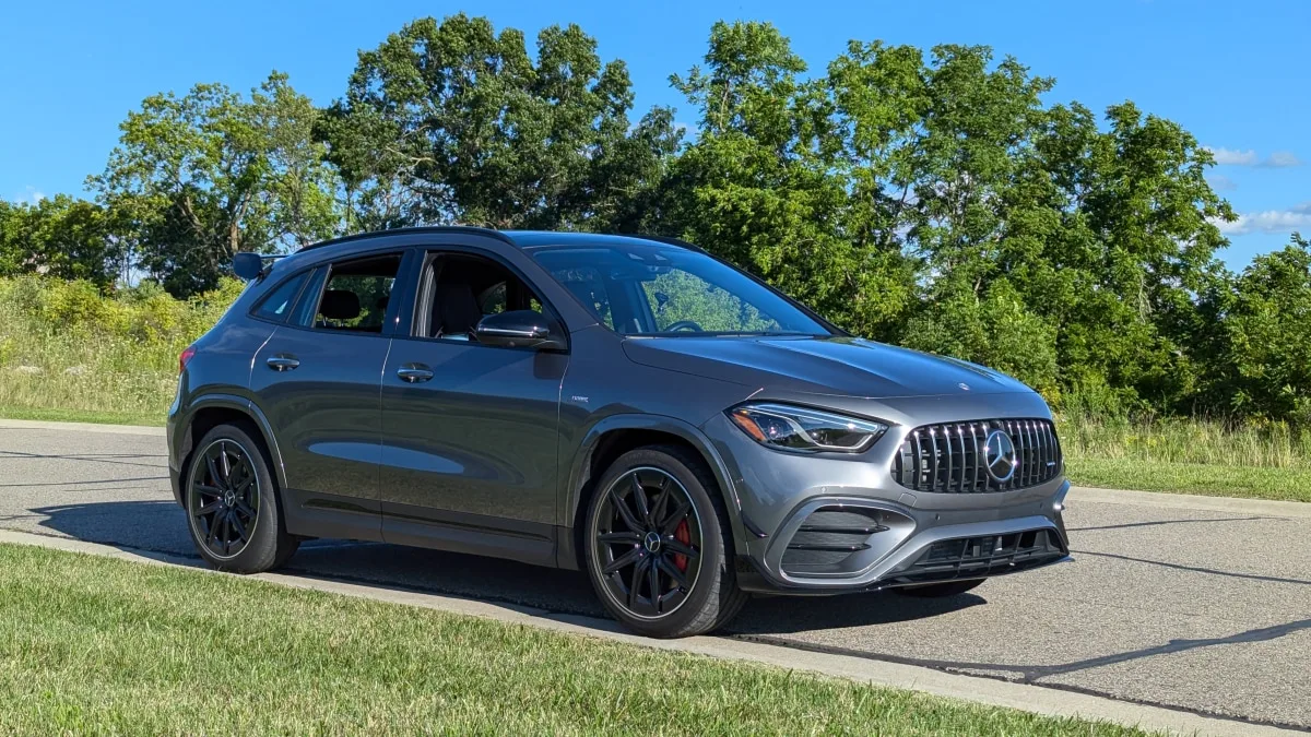 The 2024 Mercedes-AMG GLA 35: A Capable and Surprisingly Fun Subcompact Crossover