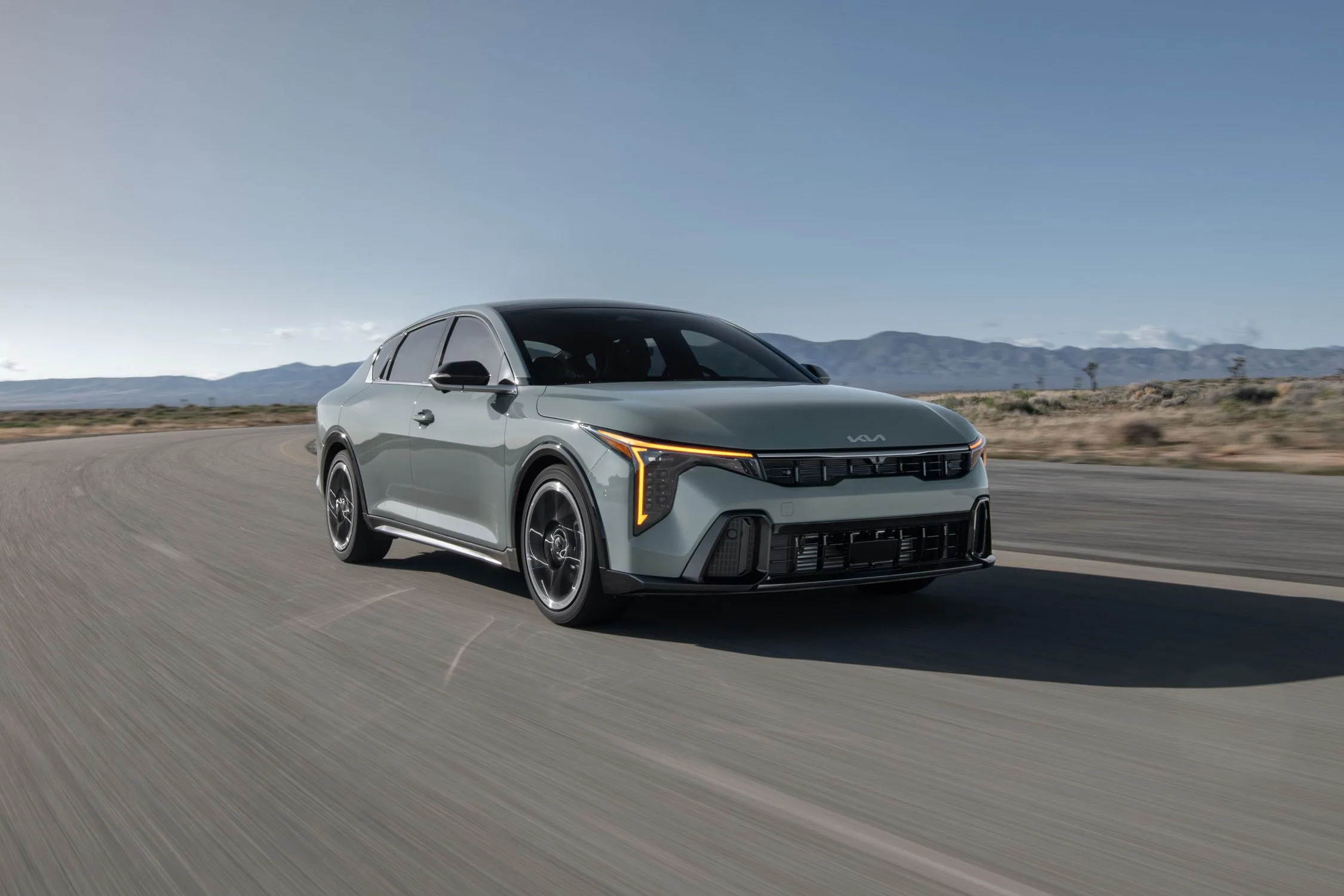 "The 2025 Kia K4: A Stylish and Affordable Choice for Car Buyers"