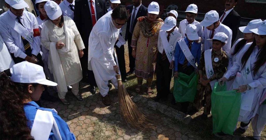 Pm Launches Clean Green Pakistan Initiative In Cities